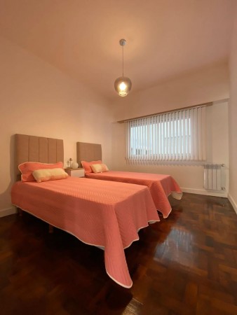 VENTA DEPARTAMENTO DE 3 AMBIENTES RECICLADO Y AMOBLADO 