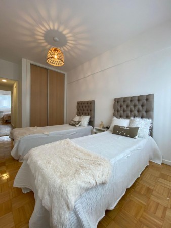3 AMBIENTES CALLE BALCON CORRIDO Y COCHERA
