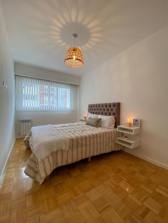 3 AMBIENTES CALLE BALCON CORRIDO Y COCHERA