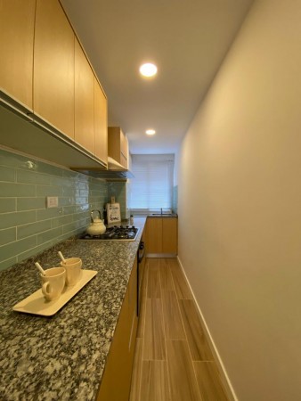 3 AMBIENTES CALLE BALCON CORRIDO Y COCHERA
