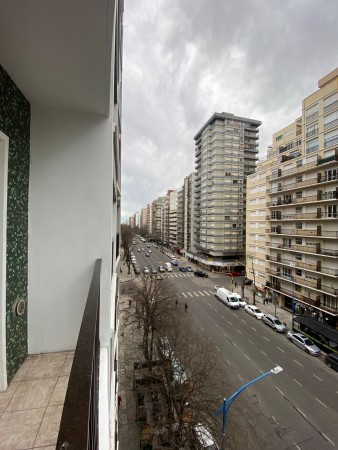 2 AMBIENTES A CALLE CON BALCÓN, AMOBLADO